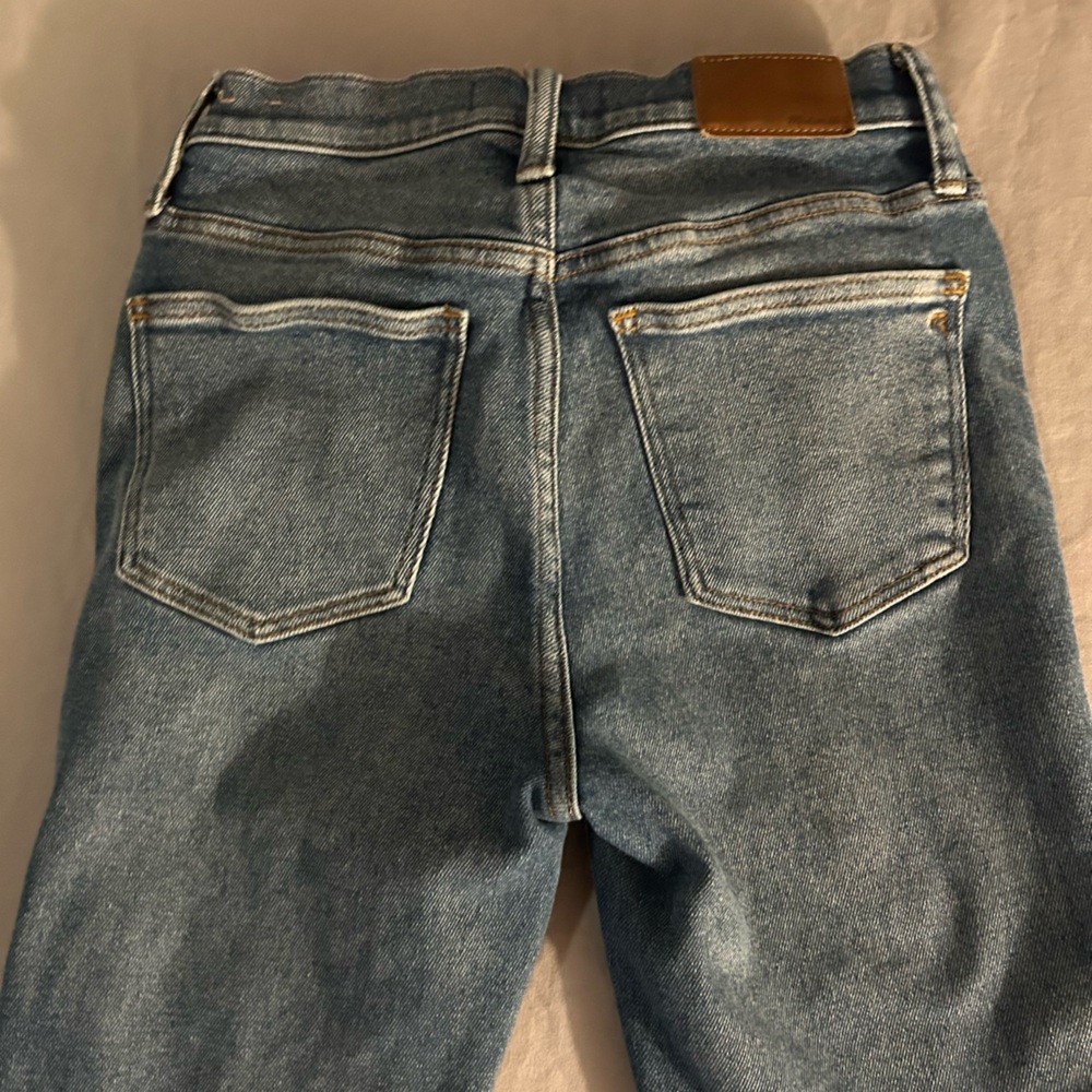 Madewell Women’s High-Rise Skinny Jeans – Size 4 (27” Waist, 10” Rise) - Picture 7 of 7